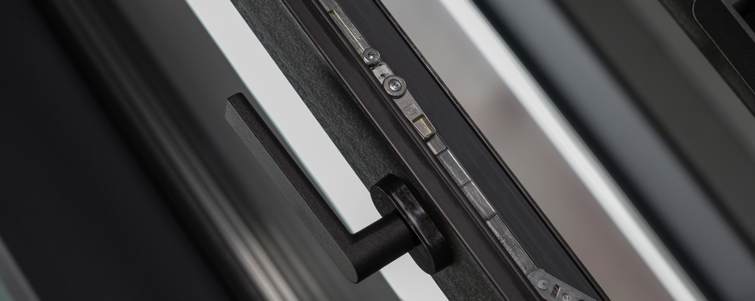 Алюминиевые входные группы.