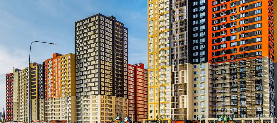 Обложка: > 1 000 000 м²<br> остеклённых объектов.