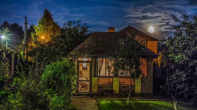 Иллюстрация: Остекление беседок и террас