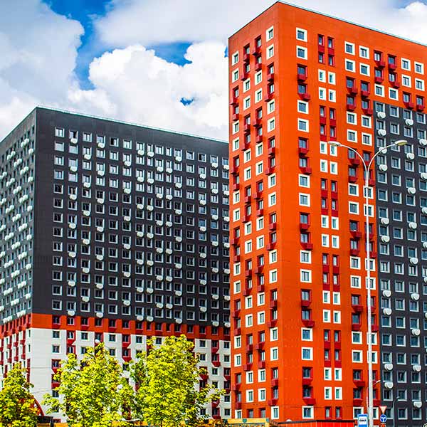 Пластиковые окна Melke на фасадах ЖК «Городские Истории»